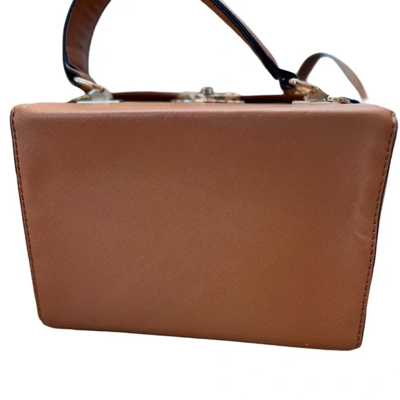 ISABELLE BAE POP-ART BOX HANDBAG - Picture 2 of 6